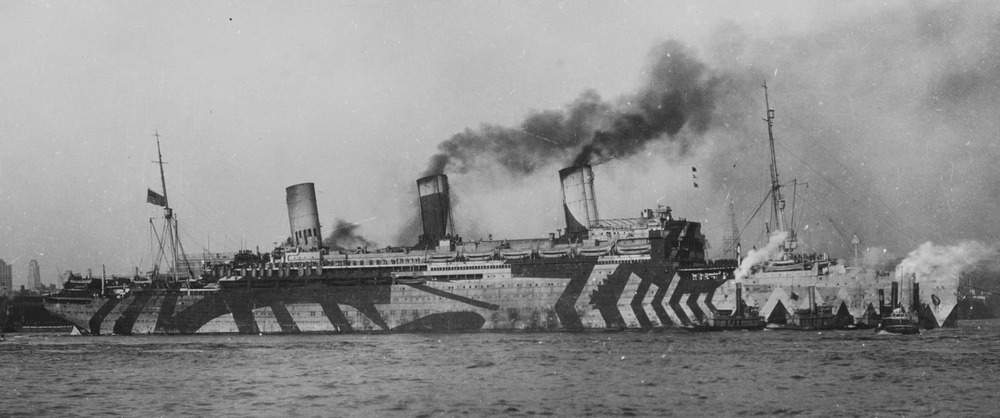 USS Leviathan в гавани Нью-Йорка 8 июля 1918 года