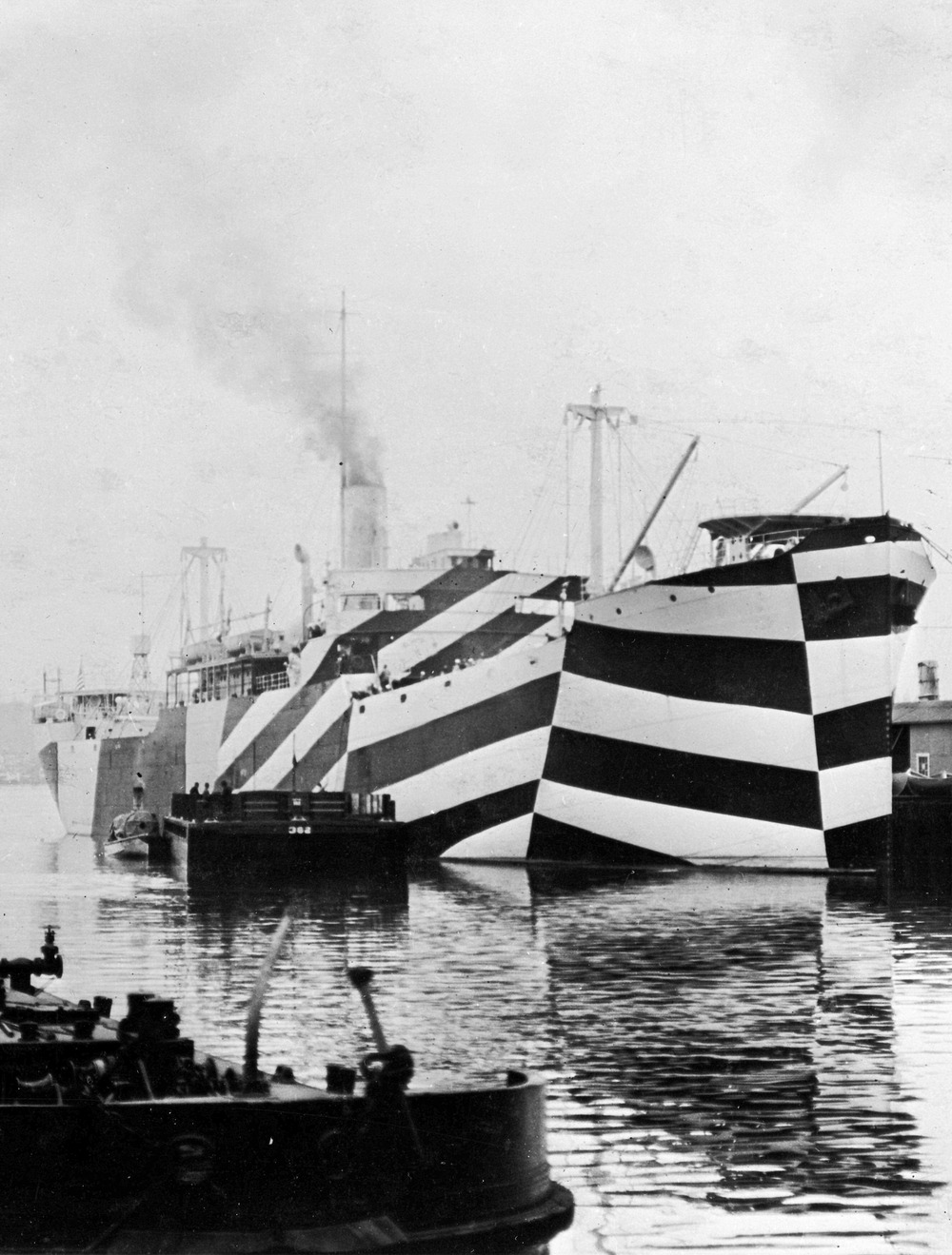 USS West Mahomet в порту, около ноября 1918 года